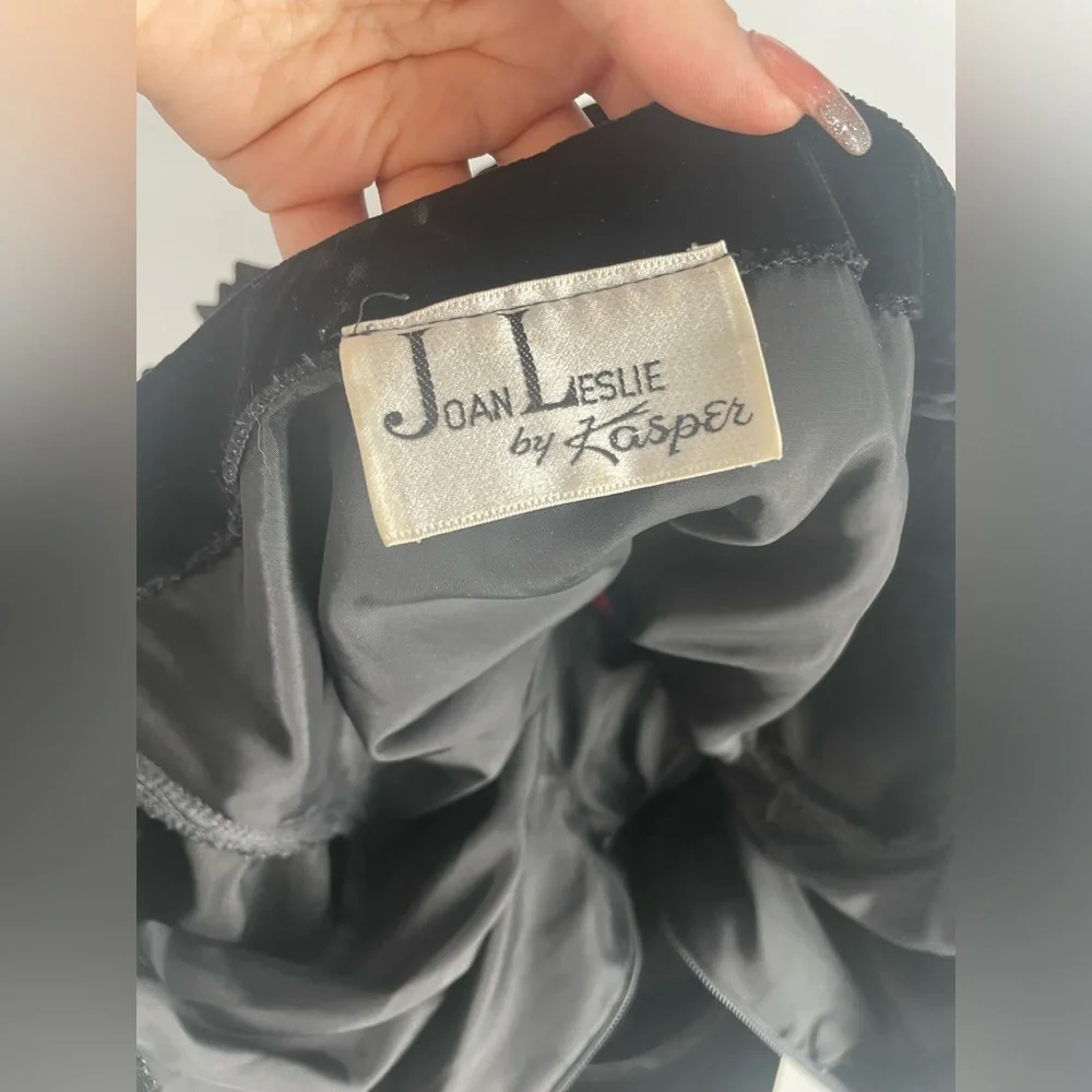 Vintage Joan Leslie By Kasper Black Velvet Long Sleeve Formal Cocktail Dress - Picture 7 of 10